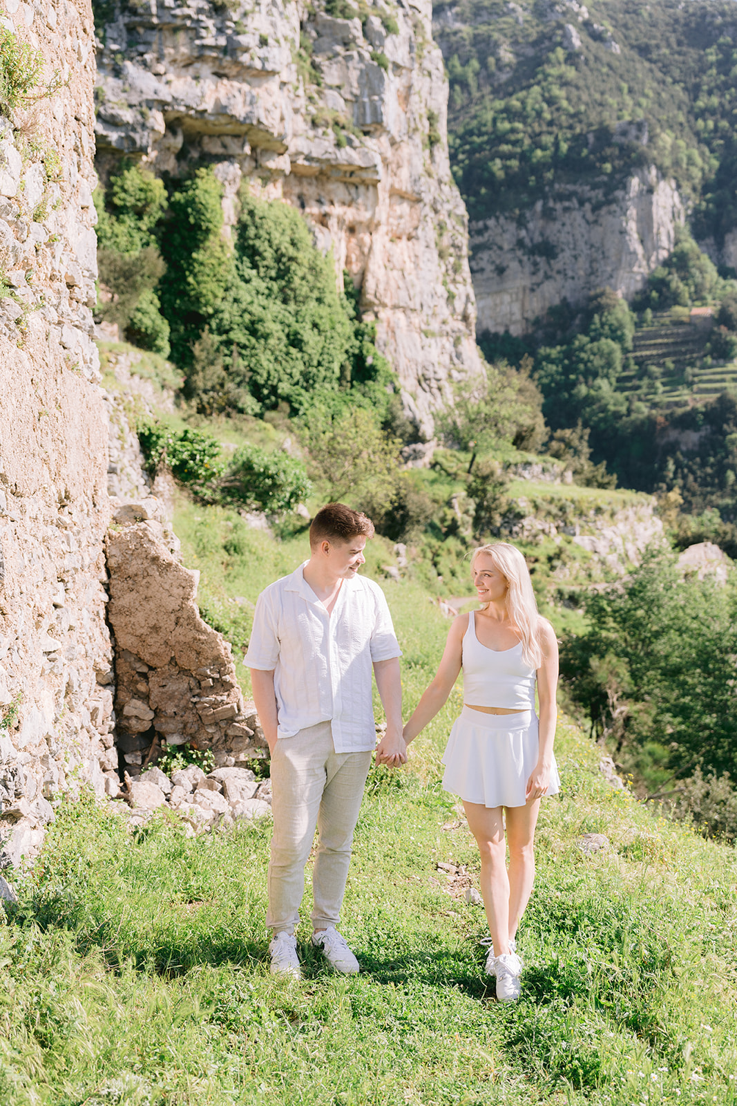Adventurous engagement photoshoot 
