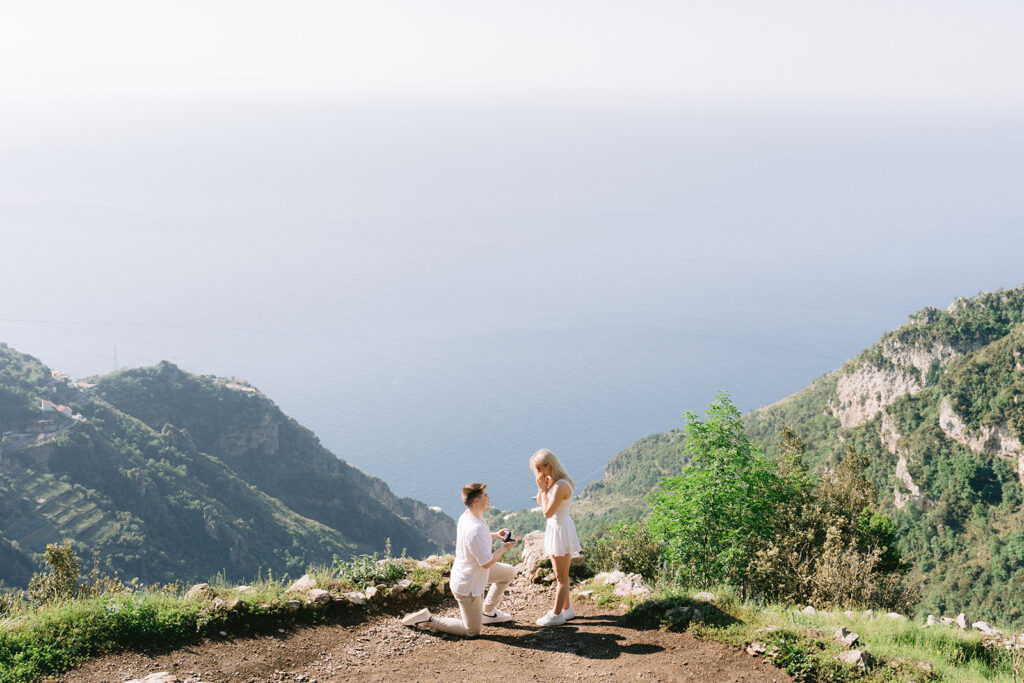 outdoor surprise proposal in Italy