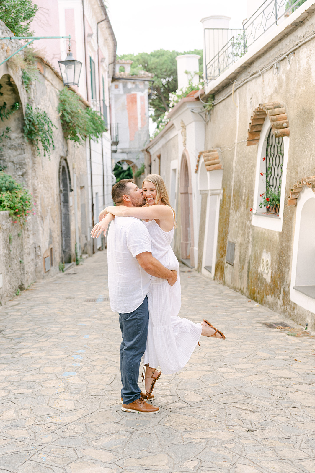 couple wearing linen outfit for their couple photoshoot 