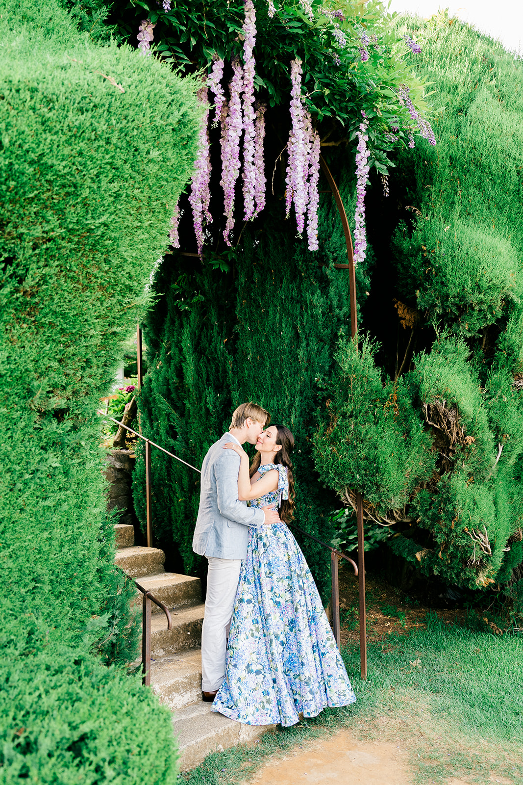 summe engagement photo in Amalfi Coast