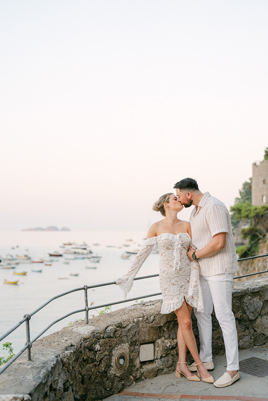 classy engagement outfit for outdoor engagement photos