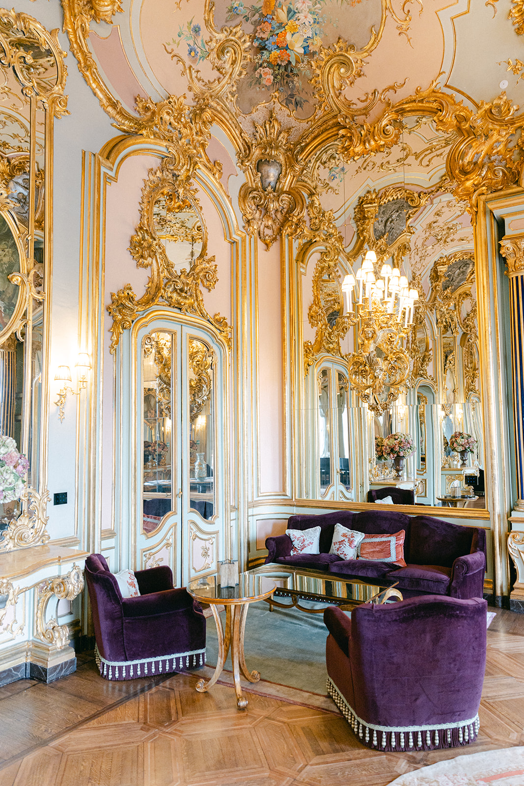 luxury wedding venue in Tuscany, with gorgeous painting ceiling