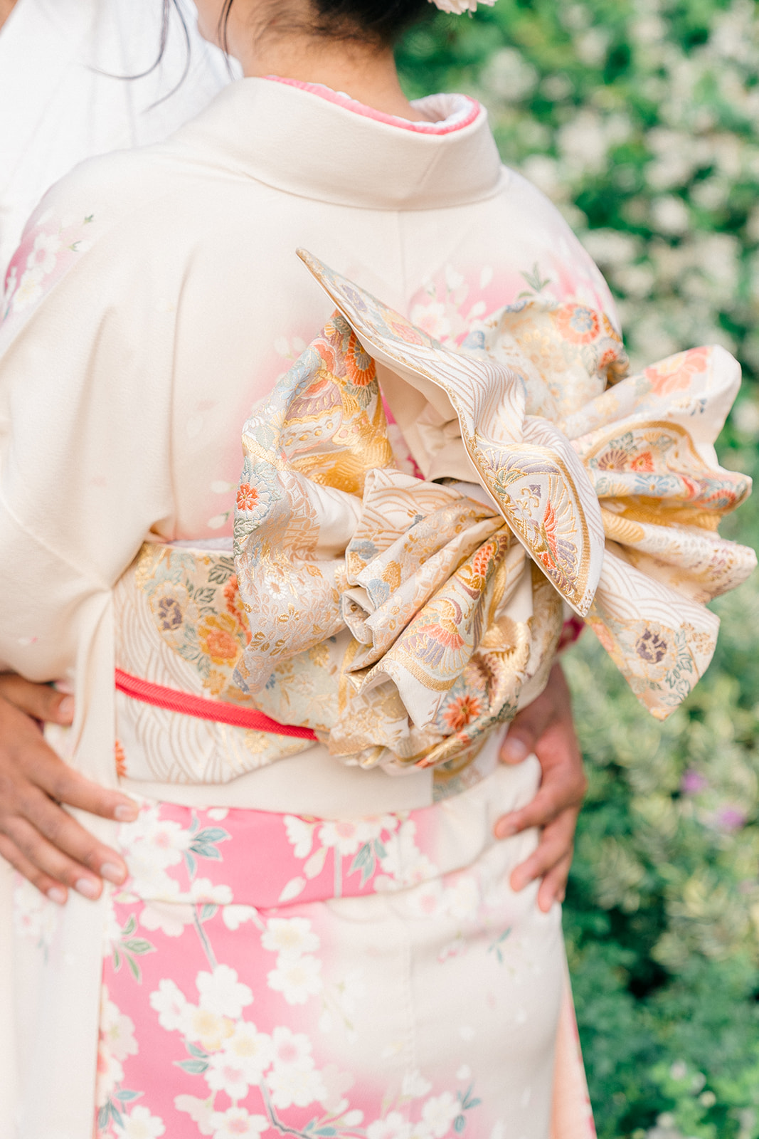 stunning Japanese wedding dress for a wedding ceremony in Italy