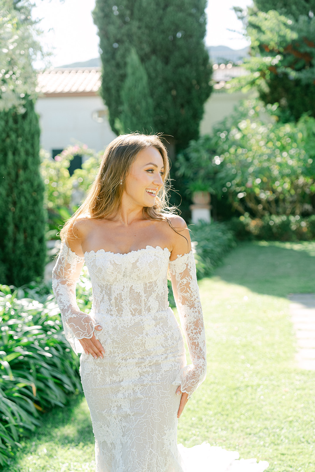 stunning bridal portrait outdoor
