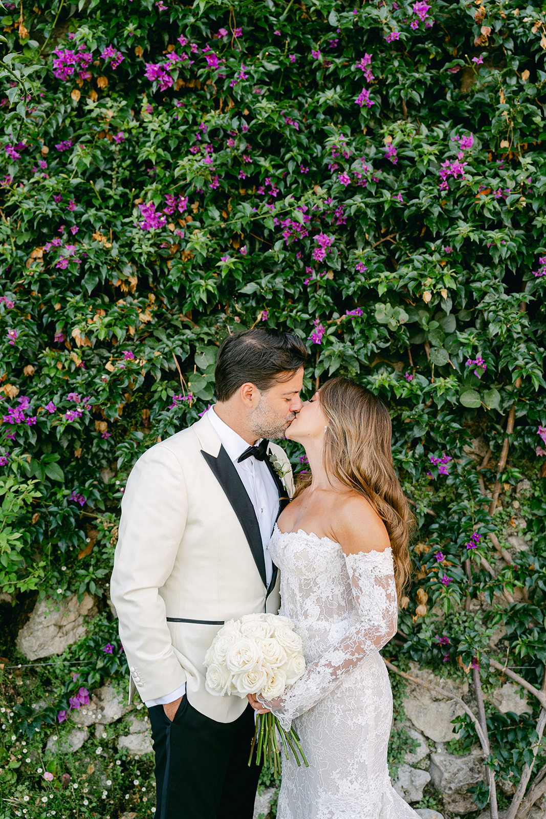 wedding portrait of the bride and groom in Villa Eva