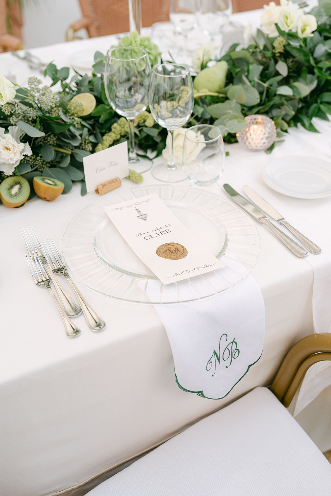 elegant wedding table decor