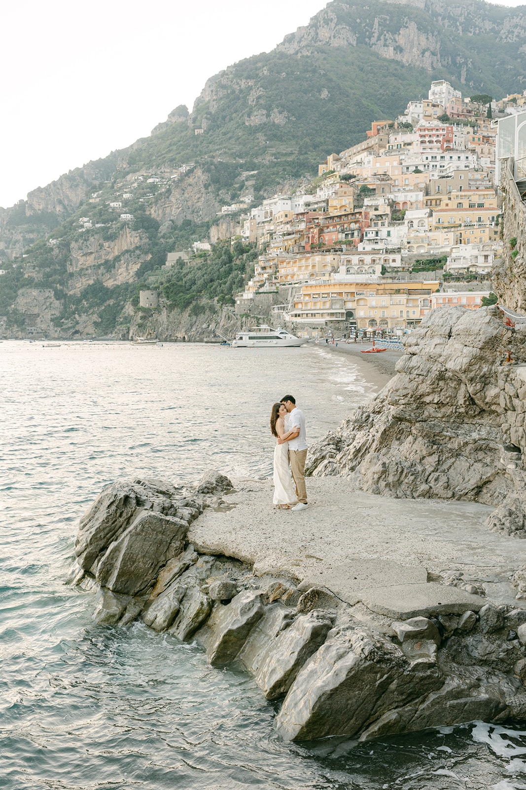Beautiful engagement photos in Positano