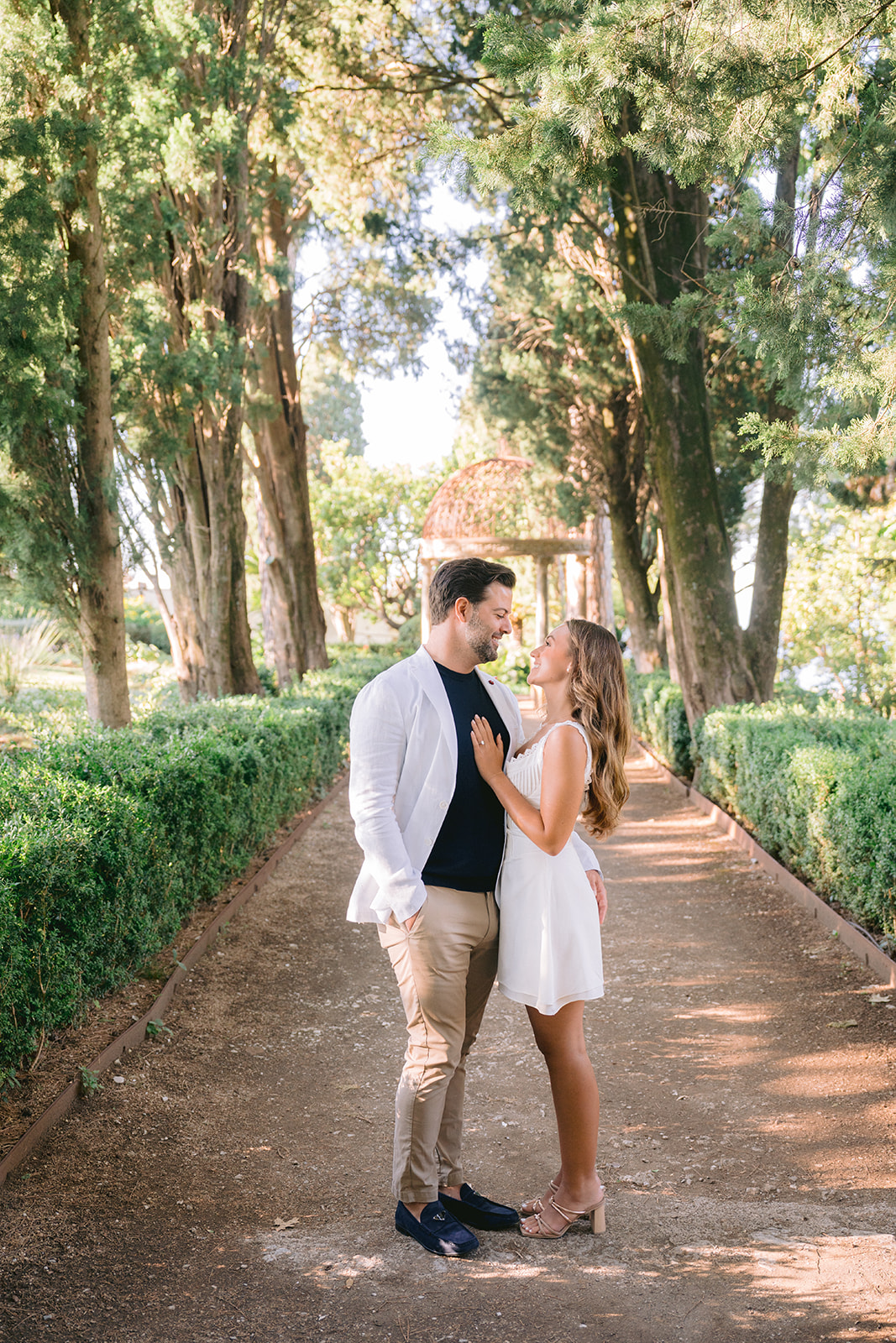 surprise proposal photoshoot in Amalfi Coasr