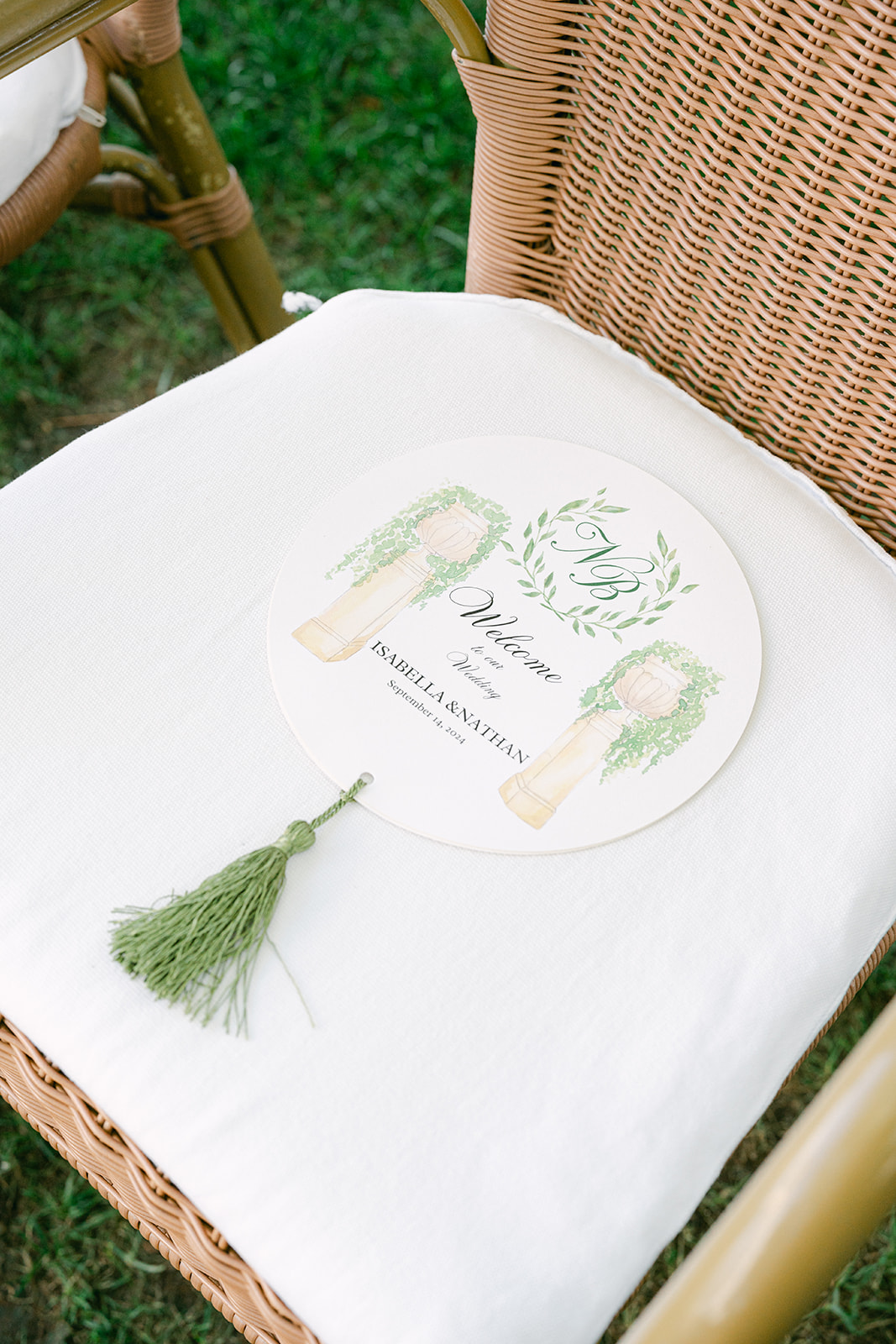 unique wedding fans for the guests for a summer wedding