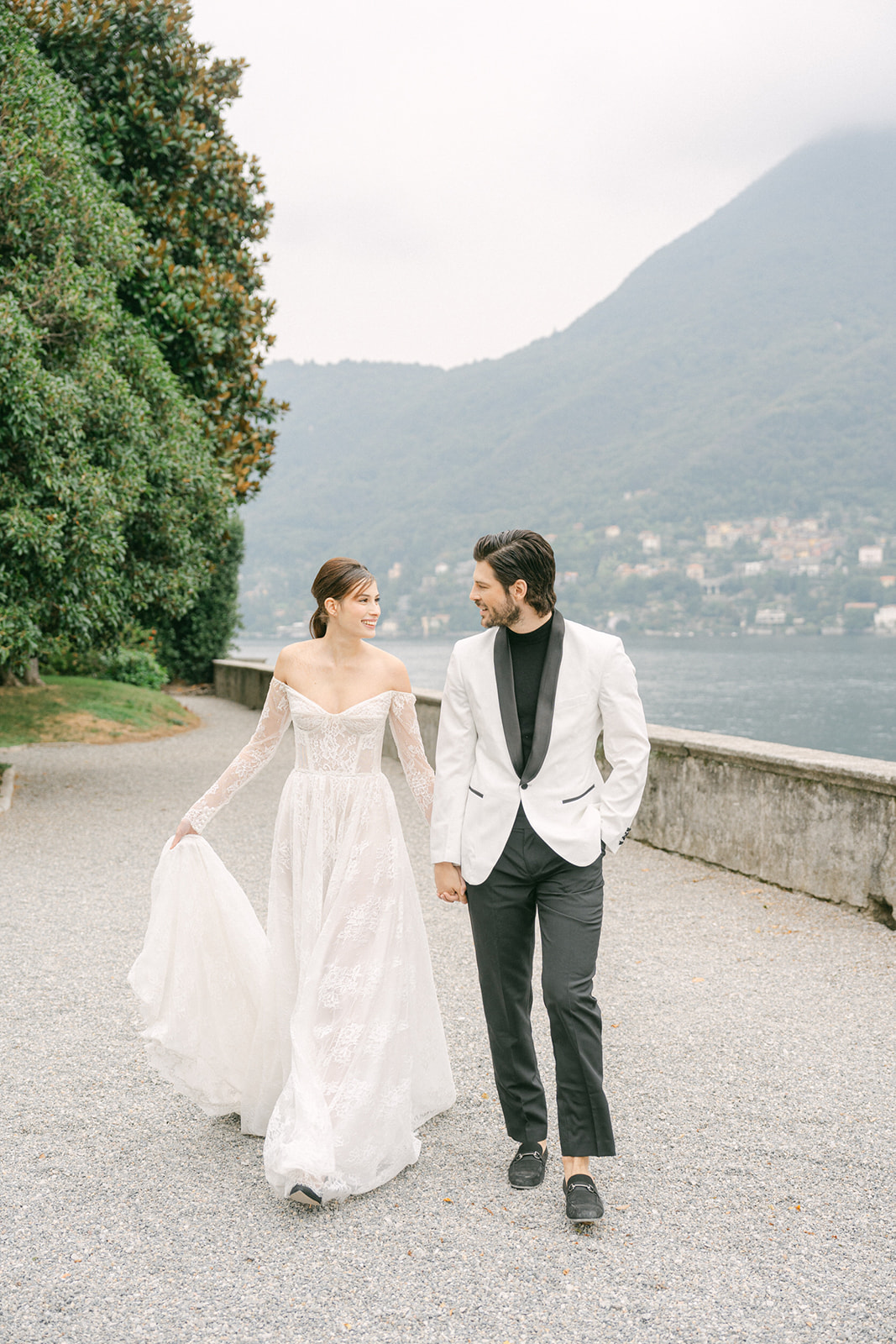 Wedding portraits in Lake Como