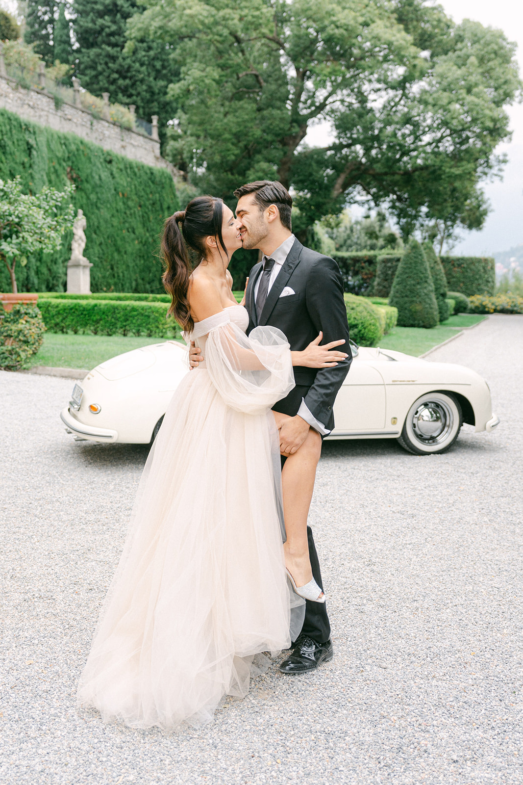Outdoor wedding portraits of bride and groom