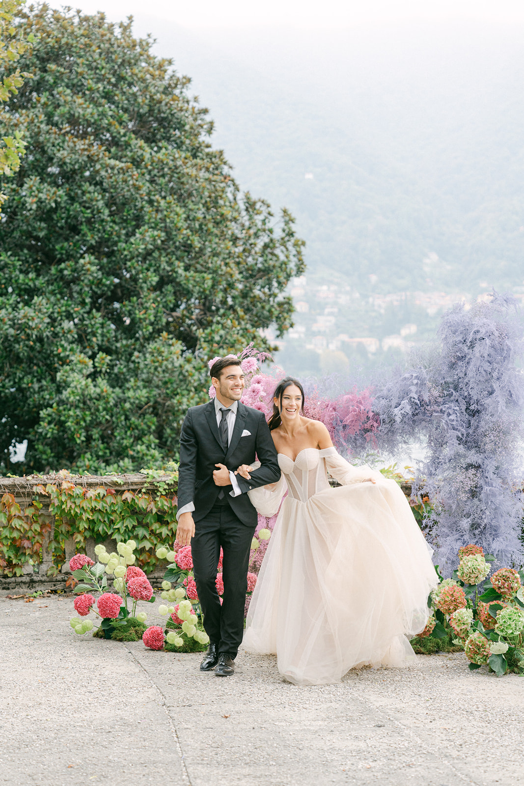 Unique wedding ceremony in Outdoor in Lake Como