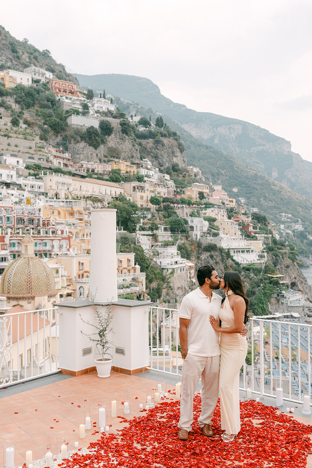Surprise Amalfi Coast proposal on a scenic cliffside