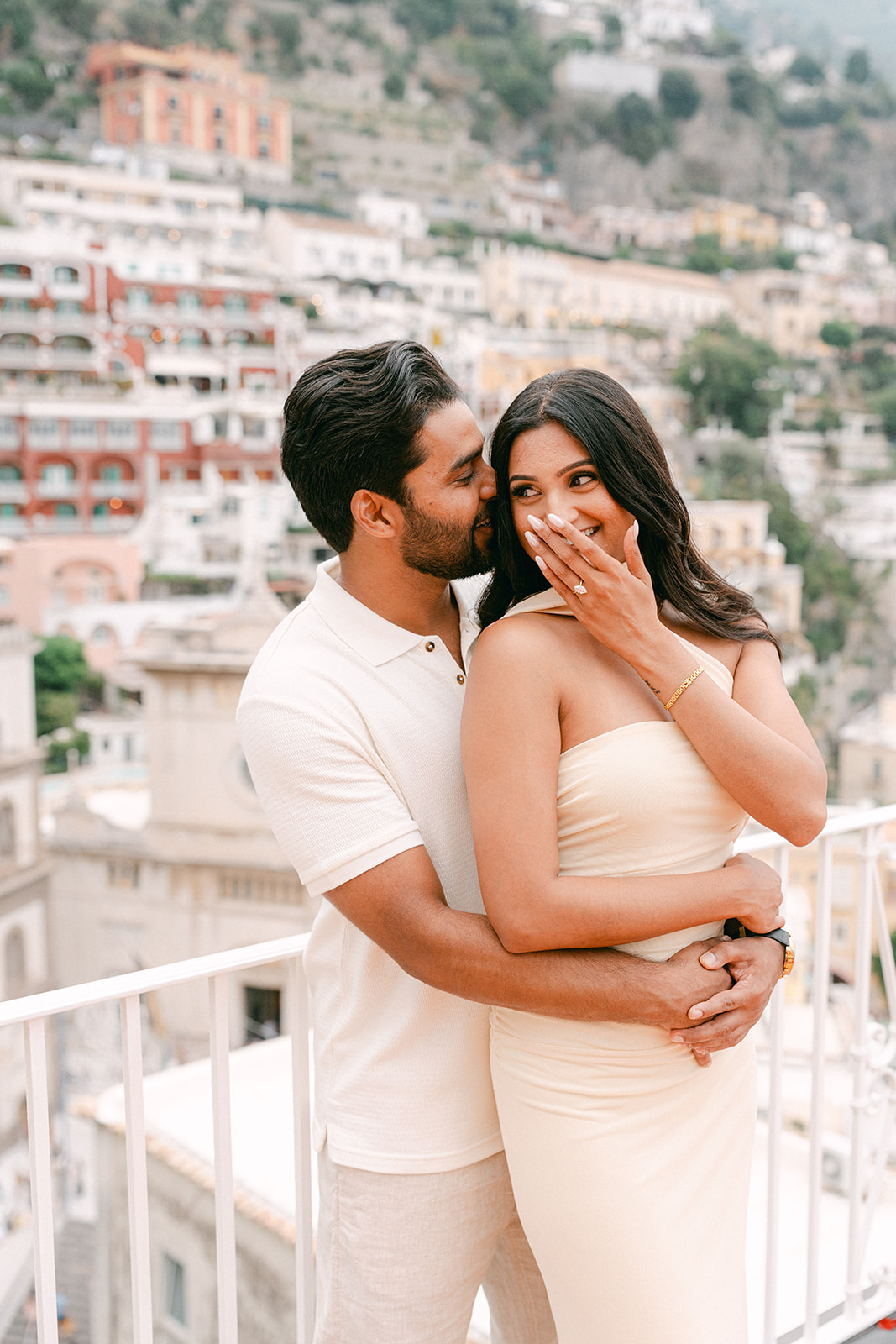 Proposal photography session along the Amalfi Coast cliffs
