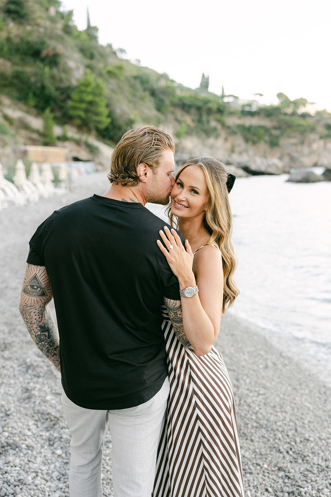 Surprise Amalfi Coast proposal on a scenic cliffside
