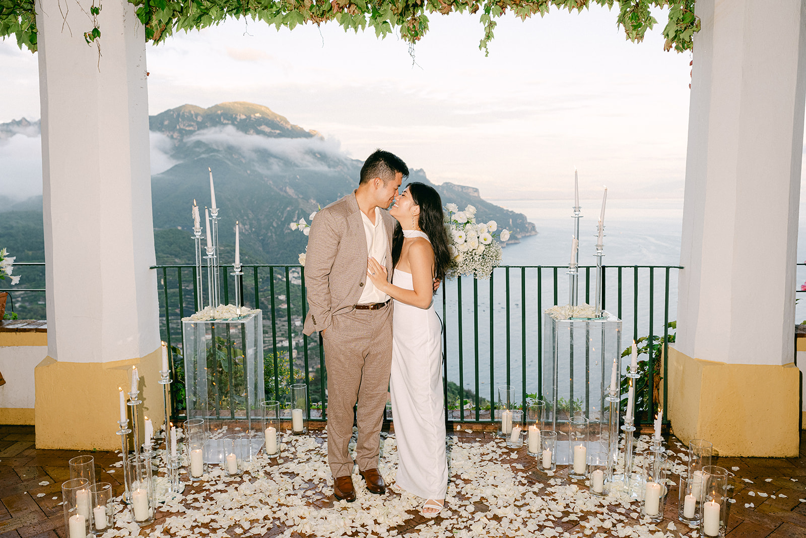 Romantic proposal moment at Palazzo Confalone Ravello
